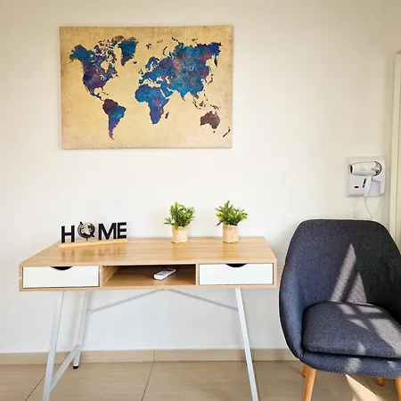 Garden * Ayía Nápa